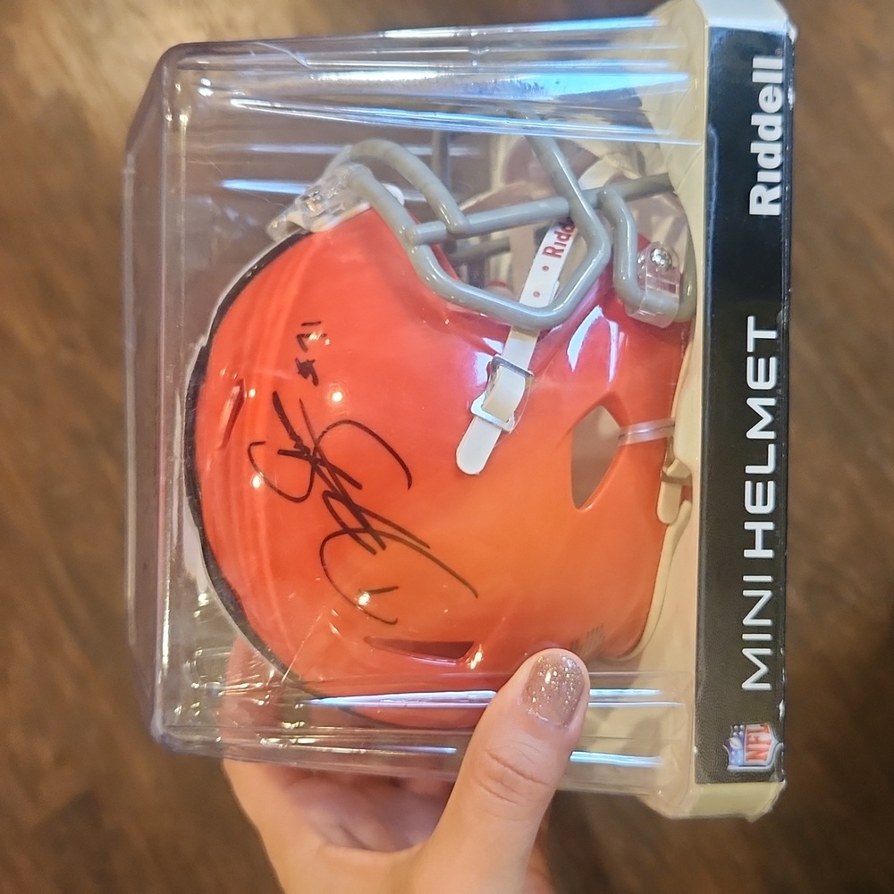 Danny Shelton #71 Signed Mini Helmet Cleveland Browns NFL Riddell